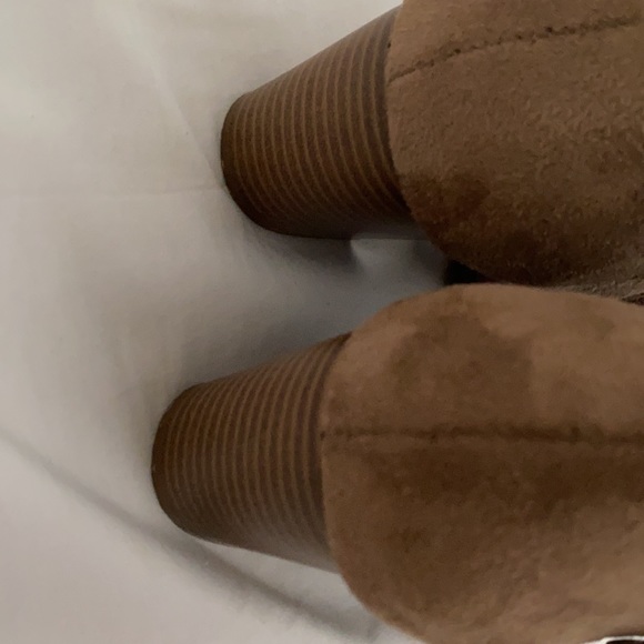 Boots brown leather wore only once - Picture 2 of 4